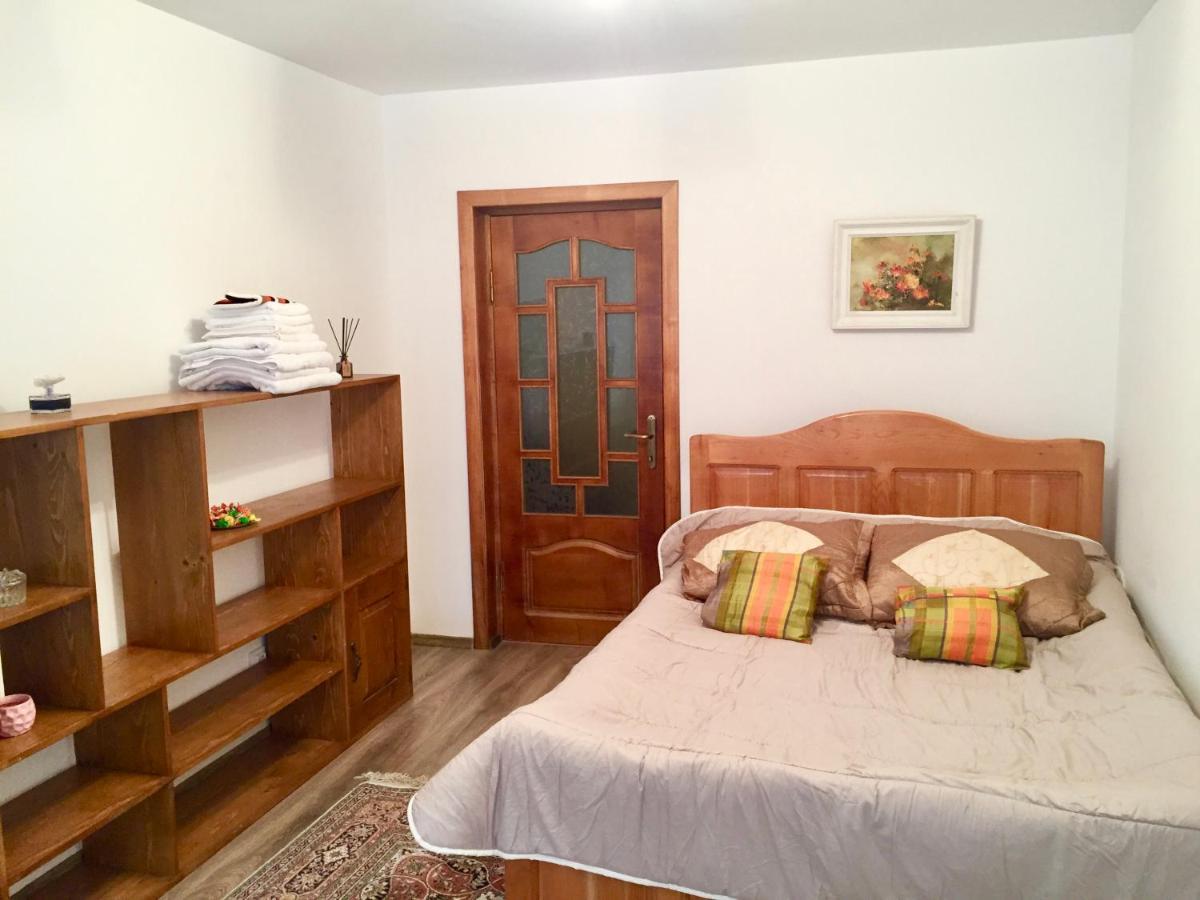 Apartament Veverite Slănic-Moldova Exteriör bild